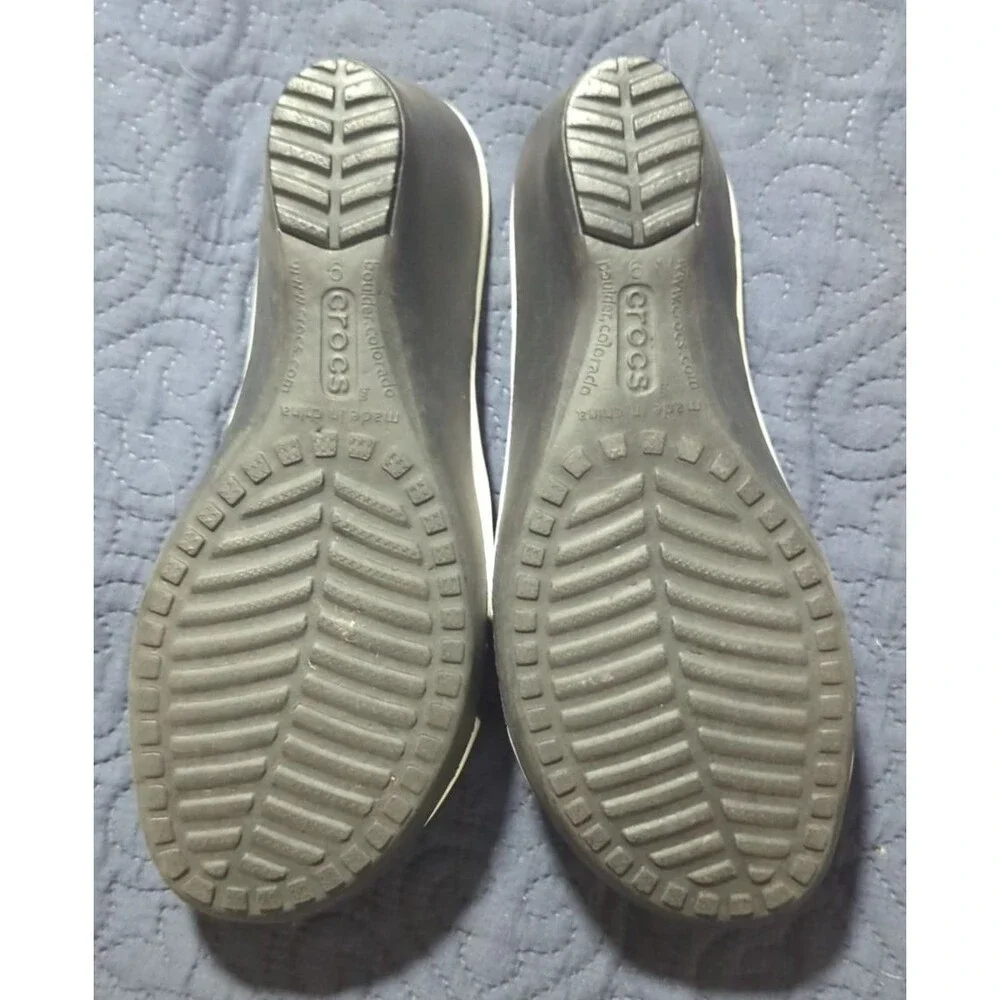Crocs Sassari Wedge Sandal Heels Black White Women's Size 9 Slip On Casual Style - Picture 7 of 10